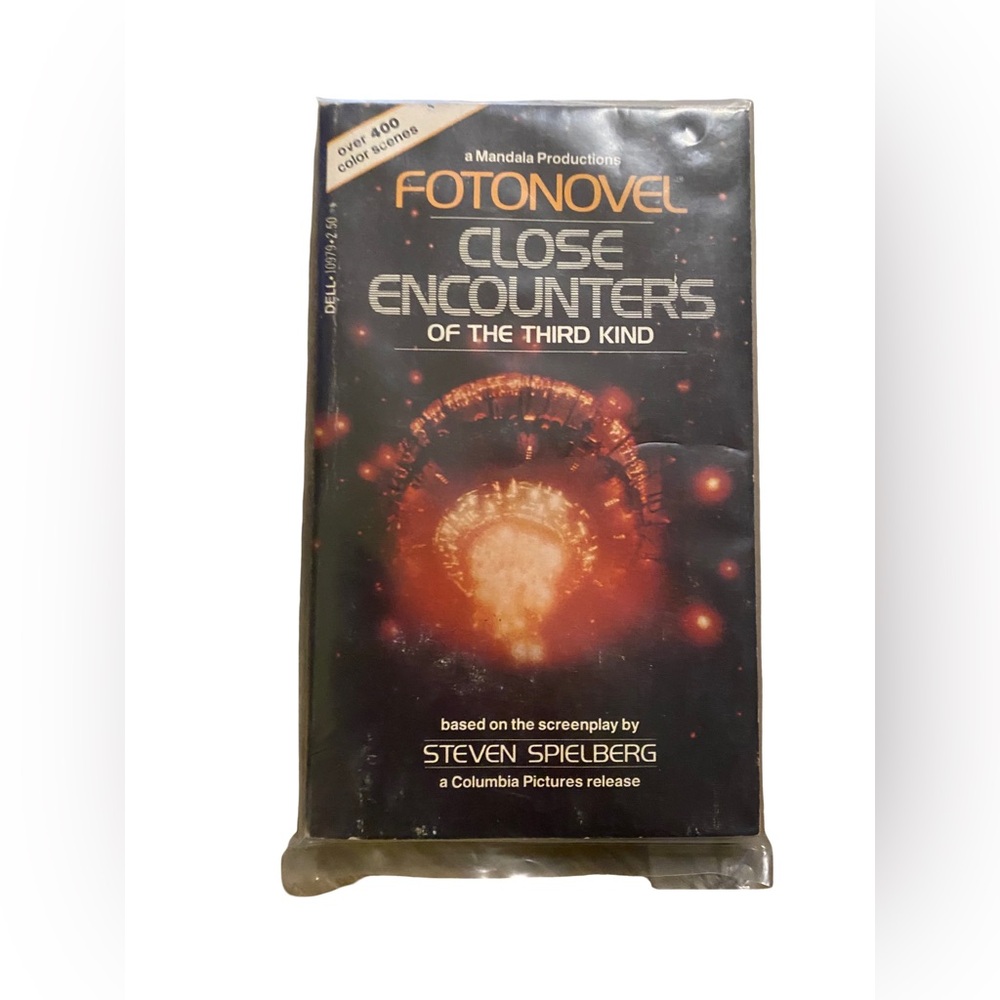Fotonovel: Close Encounters of the Third Kind by Steven Spielberg